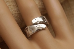 capybara silver freesize ring