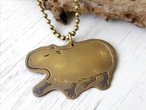 カピバラのチャーム "のしのし"