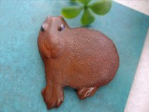 カピバラ ブローチ
