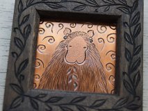 ぽわわ～んなカピバラの彫金額絵